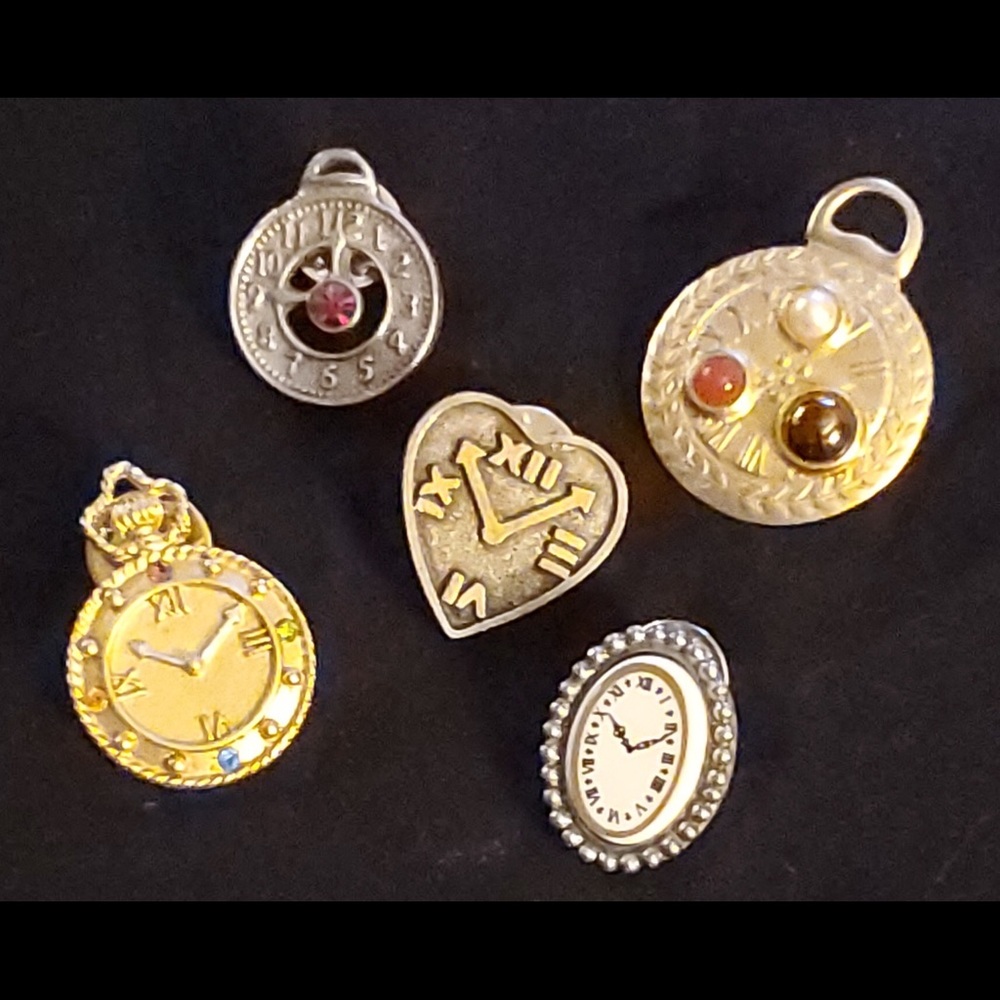 5 clock pins
